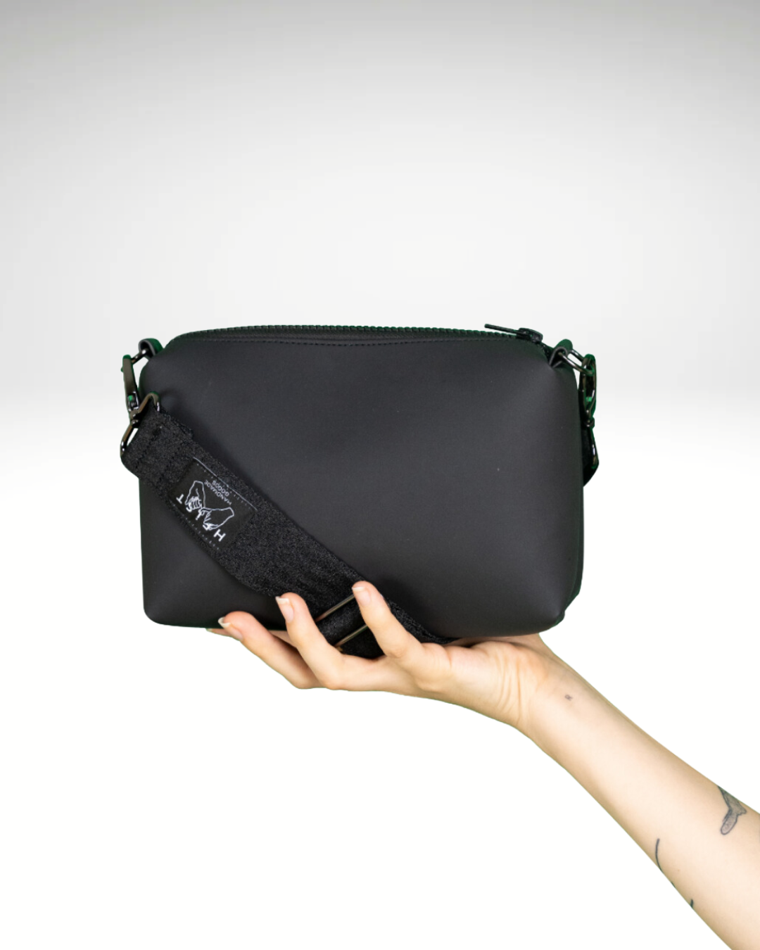 Apple Leather + Strap | Boxbag