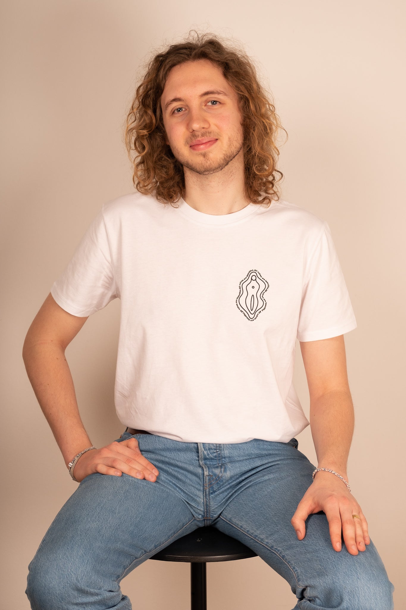 All Vulvas Are Beautiful | Unisex Shirt - Vulva Shop