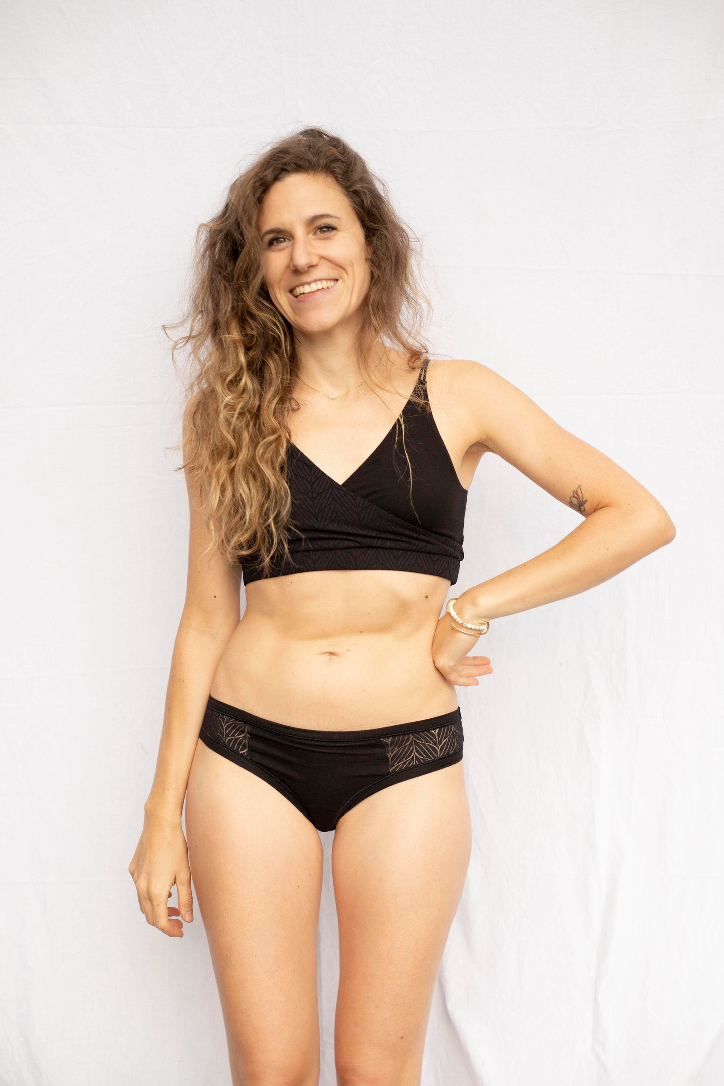 Bralette LENE & Brazilian Slip HALLY | Lingerie set