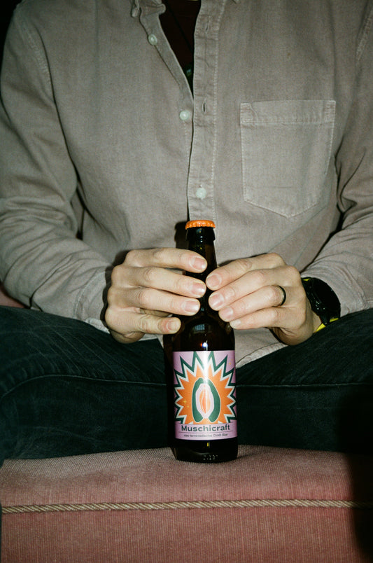 Organic Muschicraft in a 6-pack | Beer (returnable bottle)