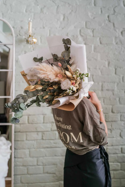 Mona | Dried Flower Bouquet