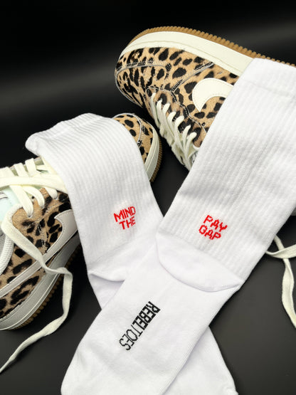 Mind the paygap | Socken