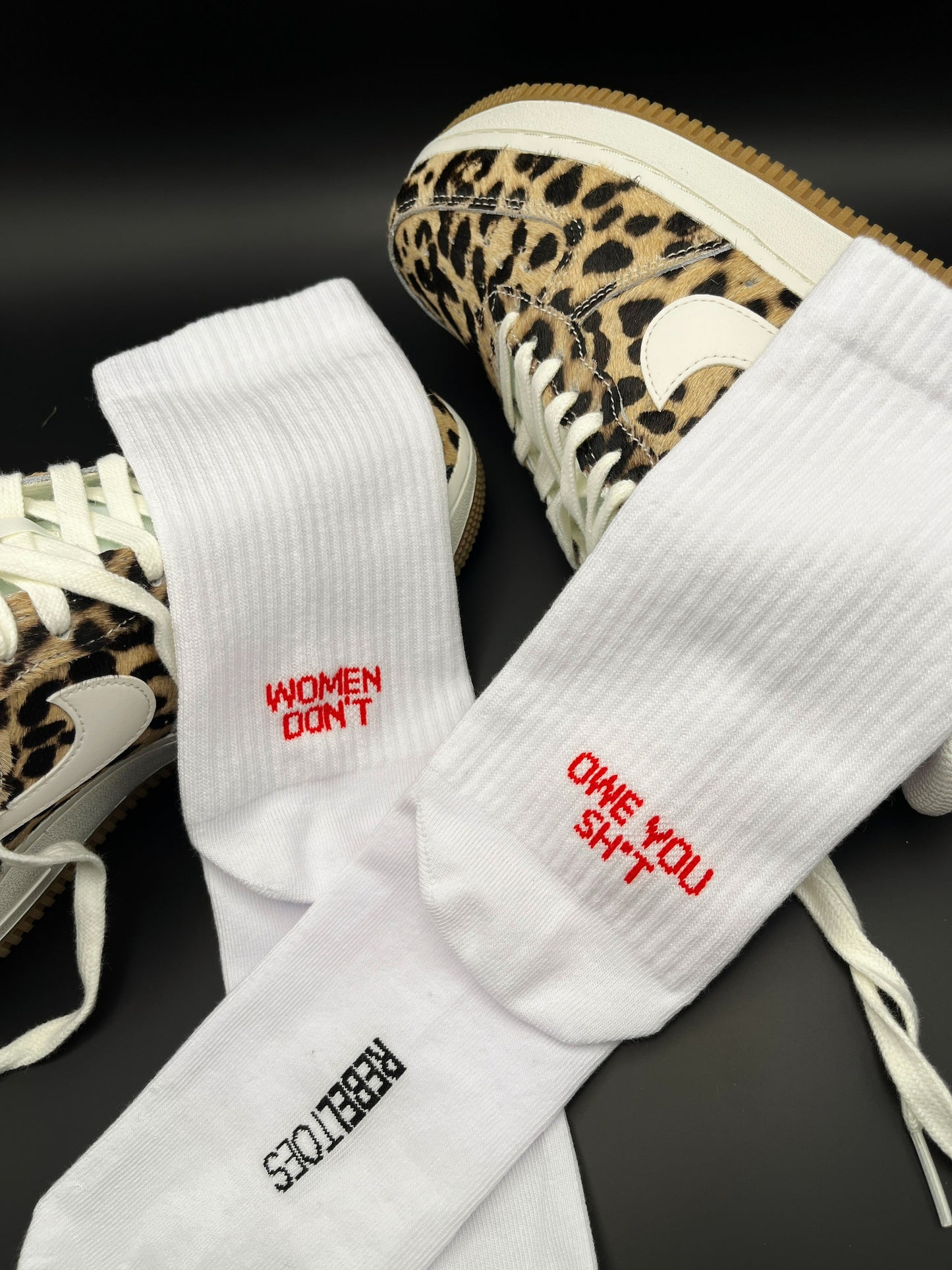 Women don't owe you sh*t | Socken