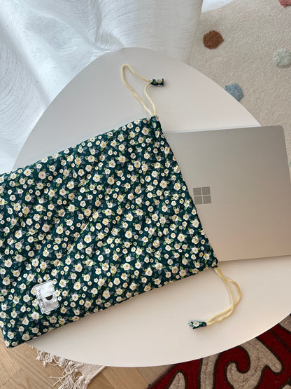 Snow Rose | Laptop sleeve and universal pouch 